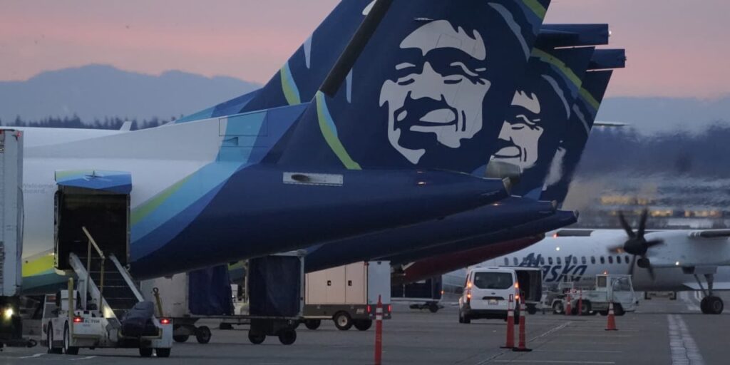 Alaska Airlines grounds all Boeing 737-9 Max planes after flight suffers midair window blowout